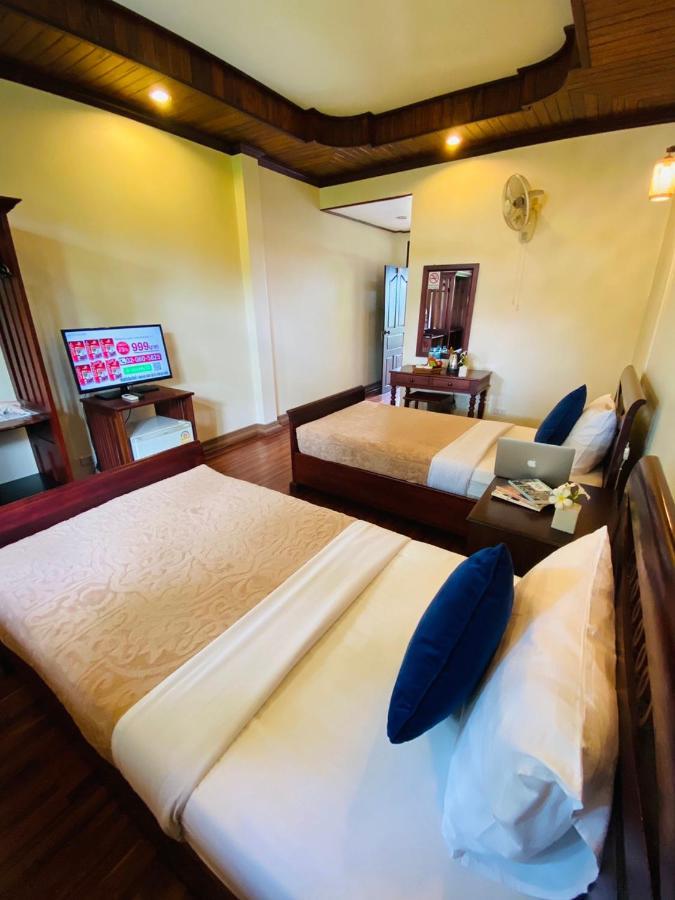 Luang Prabang Maison Vongprachan & Travel Exterior photo